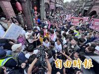 「洋流慧聚」驚人！沈伯洋、蘇巧慧三峽老街合體  民眾綿延千餘公尺
