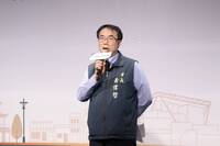 蔣萬安貼文引爆逾40萬留言 黃偉哲不忍發聲了
