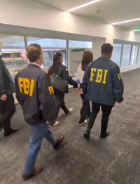 共諜在美國監視賴清德兒子被捕 檢察官PO出上銬帶走影片！