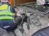 花蓮鬧區疑黑幫當街砍人 男子中刀逃130公尺倒臥血泊