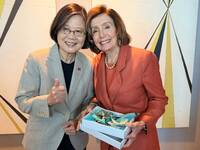 同框蔡英文！裴洛西讚「美國摯友」：挺台承諾堅定不移