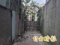 屏東永興巷遭建商封路 3戶居民出入受困