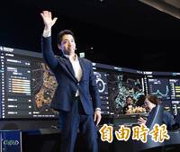 蔣萬安記者會講完就跑？記者追訪被擋畫面曝 網諷：是有多怕