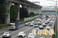 國慶連假第一天國道南下1.3倍車流！ 10塞車路段曝光