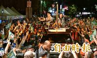 「台北大洋流」人潮超乎預期！ 沈伯洋謝謝第一位喊加油大哥