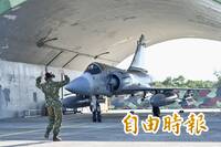 國軍推「阿湯哥條款」讓資深飛官延役至58歲  待遇與民航機師仍有差距