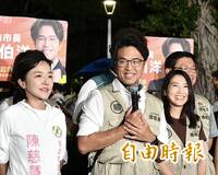 洋流來襲！沈伯洋夜市掃街壓軸場 人潮塞爆士林夜市