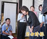 要賈永婕穿著「純樸」挨轟 賴惠員現身3度鞠躬道歉