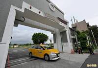 薔琵颱風來襲 台北市8米以上道路紅黃線開放停車