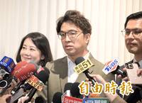 拋股市脫鉤颱風假挨批 沈伯洋反嗆蔣辦：為什麼蔣萬安拋松機就可以