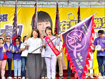 蔡易餘連趕5場 為議員選將站台