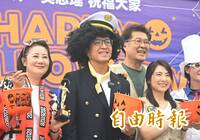 天母萬聖節驚見「迷你沈伯洋」！ 開口唱歌驚呆網：比本人還厲害