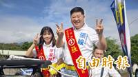 縣長號次抽籤後車隊掃街 張峻：翻轉花蓮、魏嘉賢：一定大步向前