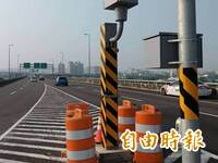 獨家》國道驚魂！車內爆口角竟持刀狂刺 乘客全身血慘遭丟包