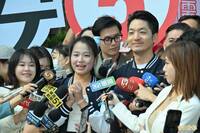 蔣萬安抽籤女被爆赴中交流稱台灣「島內」 吳欣岱轟：統戰女孩
