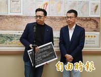不認抄襲  葛如鈞僅向「台北施政島」作者致歉