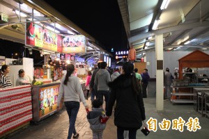 五月天災區封街義唱 夜市盼帶來商機
