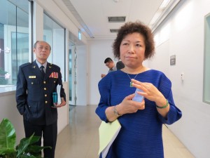 人渣文本列「三定律」諷葉毓蘭 千錯萬錯就警察沒錯