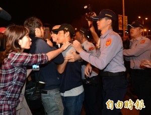 抗爭多壓力大？警察46歲就想退休