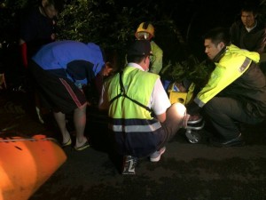 醉客清晨摔山谷 智警靠警報器聲響尋人