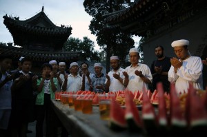 誇張！中國打壓穆斯林 測試學生封齋就懲處