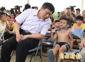 拆違建入考題  柯P：關心時事是國民必備條件