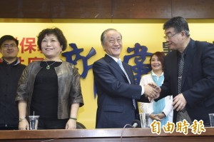 新黨公布不分區立委：葉毓蘭第一、邱毅第二