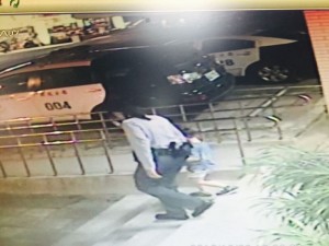 最暖心的背影 警車跟著小腳踏車護送5歲迷童夜騎返家 社會 自由時報電子報