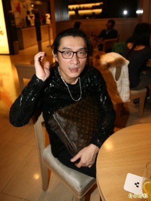 黃安不回台灣？ 傳「白狼」安排黃安母親去中國