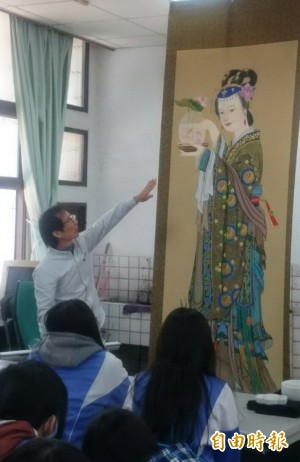 傳藝校園 藝師廖慶章到新營高中美術班授藝