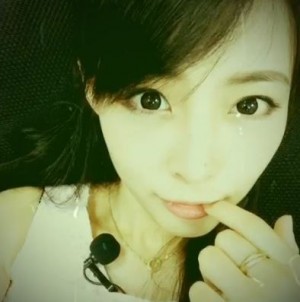 女主播想紅想瘋了？闖大學女宿舍網路直播