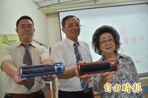 國中會考週末登場 英聽鐘聲響起才可收卷
