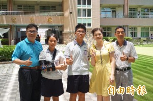 「右手骨折顛倒勇」 她花兩週訓練左手考到5A++