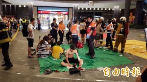 3聲爆炸！ 台鐵車廂起火24人傷