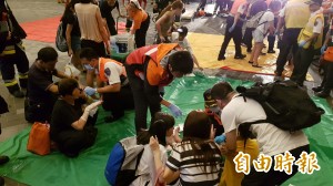 台鐵車廂起火 消防局長：列車在進站時爆炸