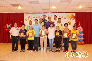 資深鄰里長表揚 市長盛讚積功德