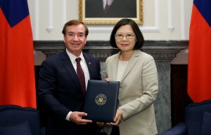 美外委會主席 支持台灣成為國際刑警組織觀察員