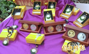 紫南宮春節發錢母 今年不准提早排隊占位