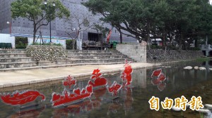 「風城奇想」明點燈 護城河畔裝置藝術太浪漫