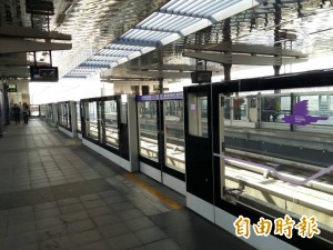 機捷月台雨潑 高鐵局：疑天花板接縫鬆脫