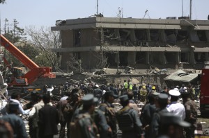 阿富汗汽車炸彈釀80死350傷 多國使館遭波及