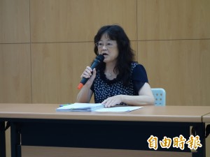 指考教室設備突故障 飄出輕柔音樂