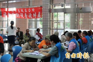 社會救助複查開跑 土城公所下里服務