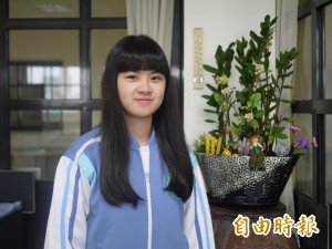 蘭女74級分江玟儀來自警護家庭 想當醫生「保護身邊的人」