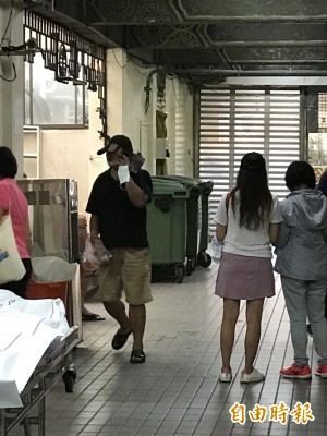 八里惡火母子2死1命危 倖存父親相驗大悲無言 八里惡火母子2死1命危 倖存父親相驗大悲無言