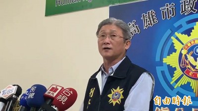 前鎮車商員工遭押上車 自赴警局稱「純屬誤會」