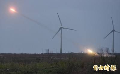 國防MIT》自研30鏈砲砲塔系統完成海試輕型軍艦將增配強化戰力 國防MIT》自研30鏈砲砲塔系統完成海試輕型軍艦將增配強化戰力
