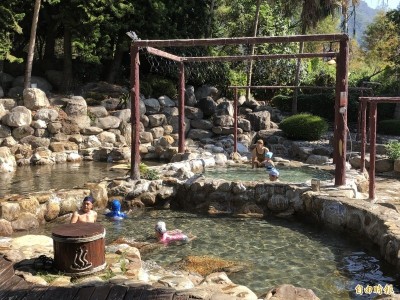 溫泉券夜市券優惠確定延長 林佳龍：延至明年2月底