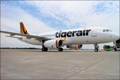 虎航大怒神！函館返台班機遇嚴重亂流  乘客、空姐遭拋飛