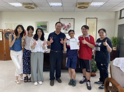 腦癌手術後仍勉力向學 竹縣石光國中劉厚理國中會考獲好成績